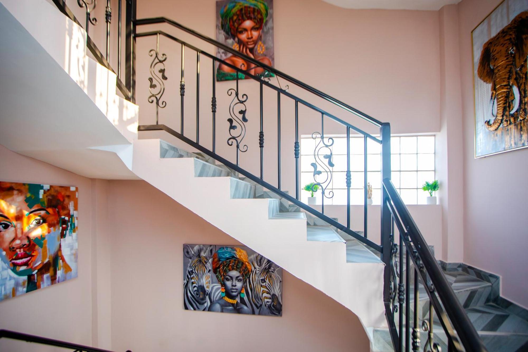 Maat Luxury Homes Accra Buitenkant foto