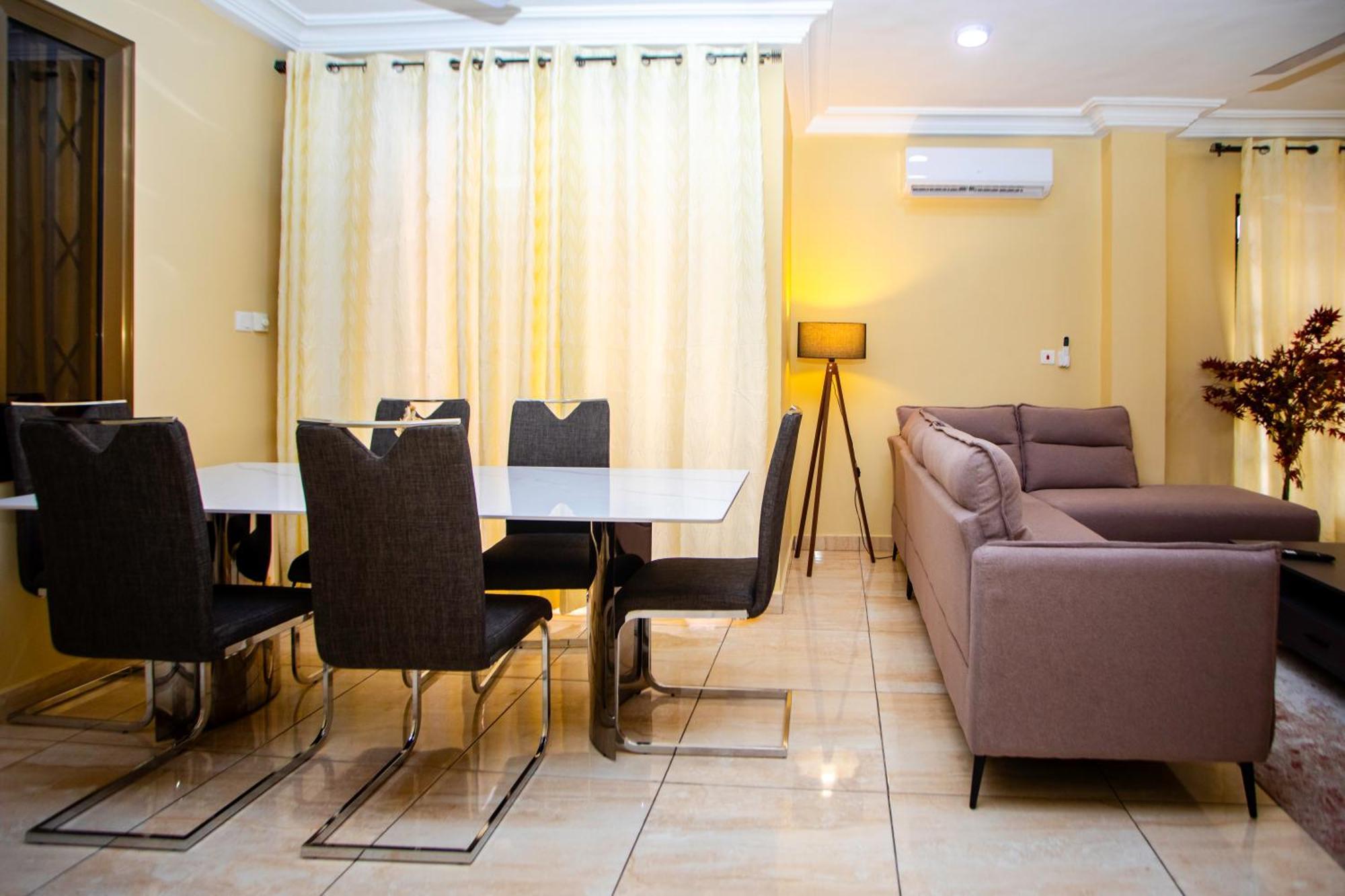 Maat Luxury Homes Accra Buitenkant foto